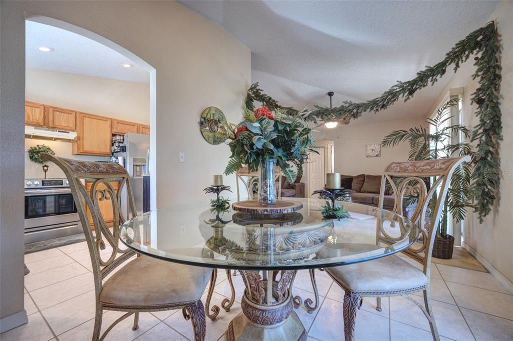 Dining room, Interior, Kitchen, Recessed Lighting