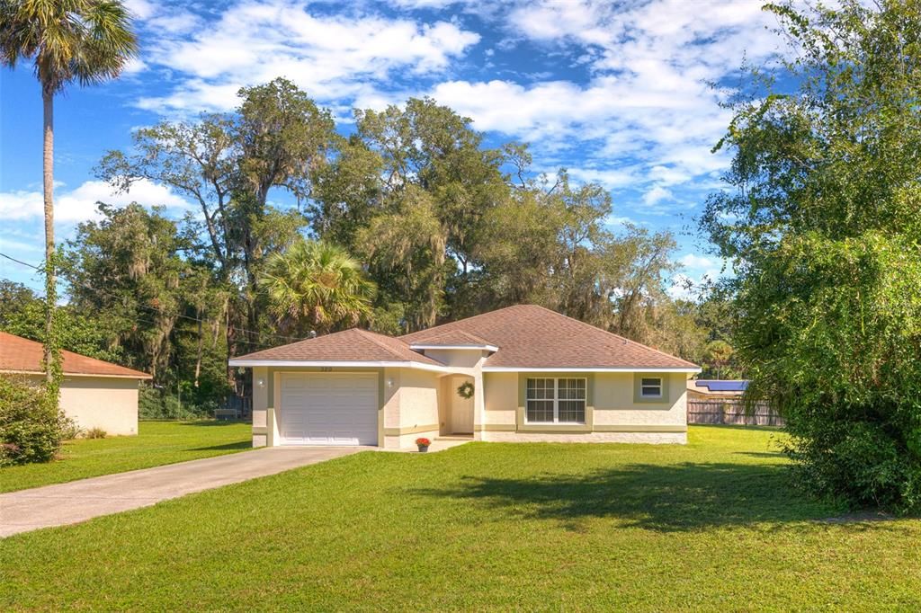 Attached, Backyard, Exterior, Facade, Ranch