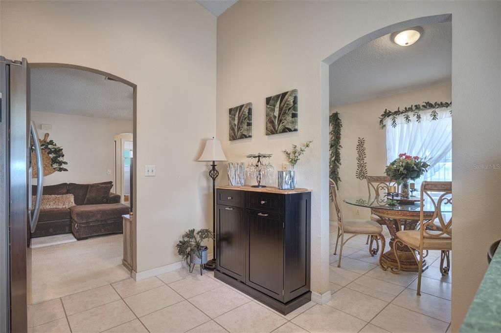 Dining room, Interior