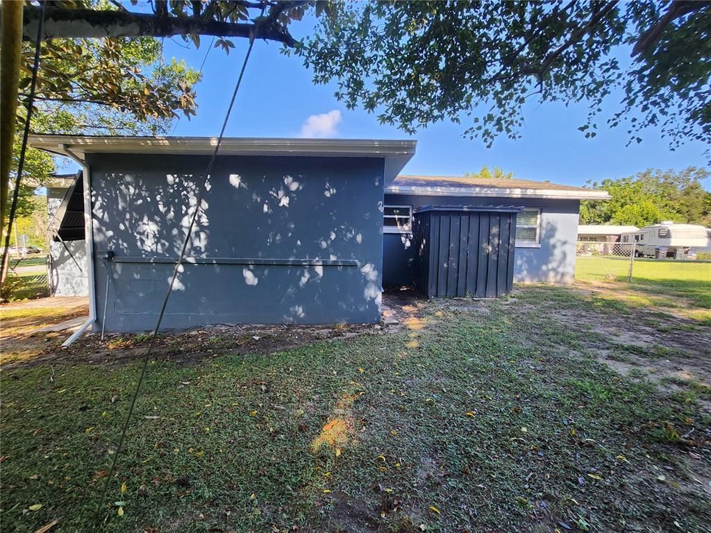 Backyard, Exterior