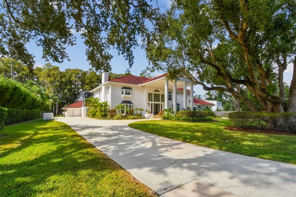 Backyard, Detached Garage, Exterior