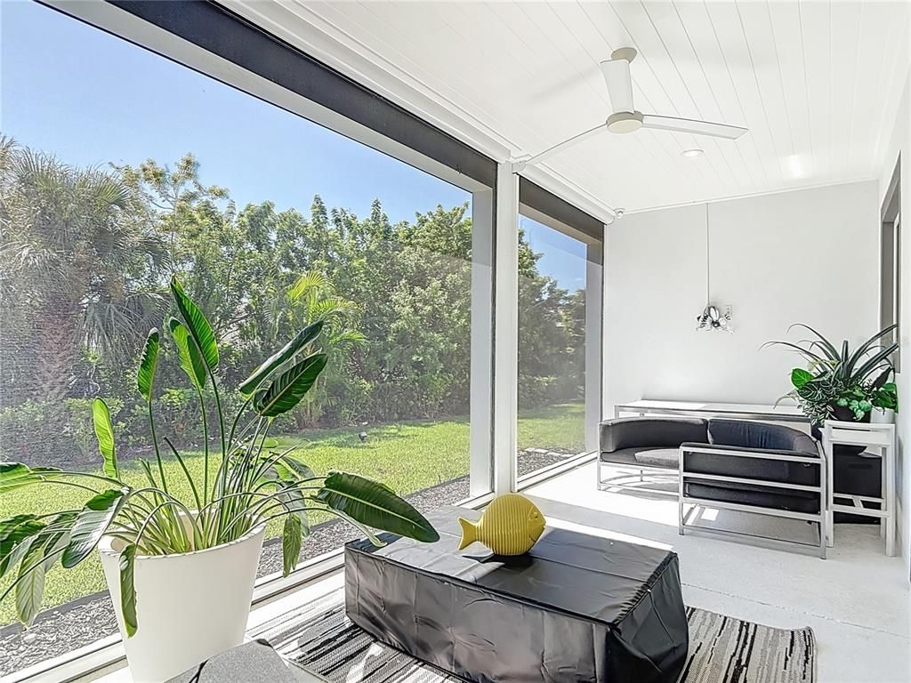 Interior, Recessed Lighting, Sun Room