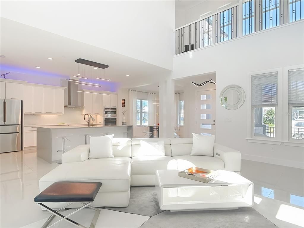 Interior, Kitchen, Living room, Pendant Lights, Recessed Lighting, Stainless Steel Appliances