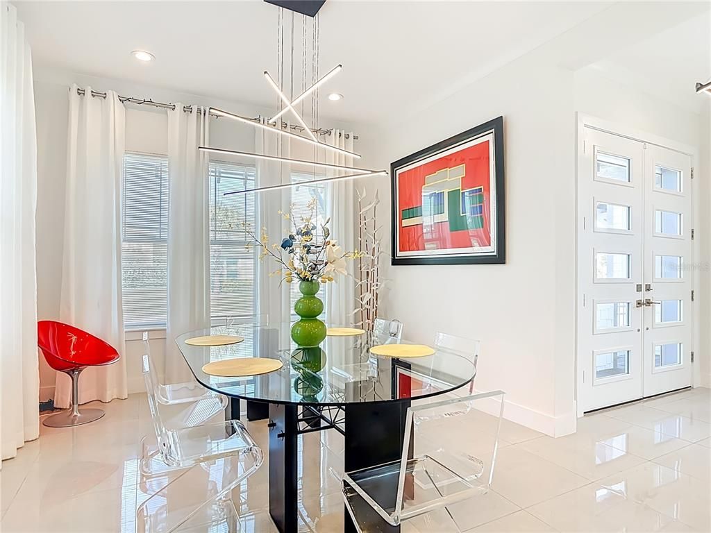 Dining room, Interior, Pendant Lights, Recessed Lighting
