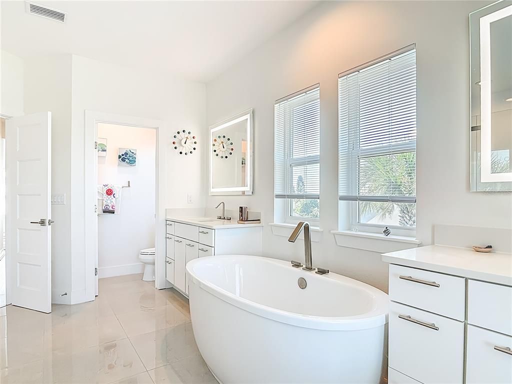 Bathroom, Dual Sink Vanities, Free Standing Baths, Interior