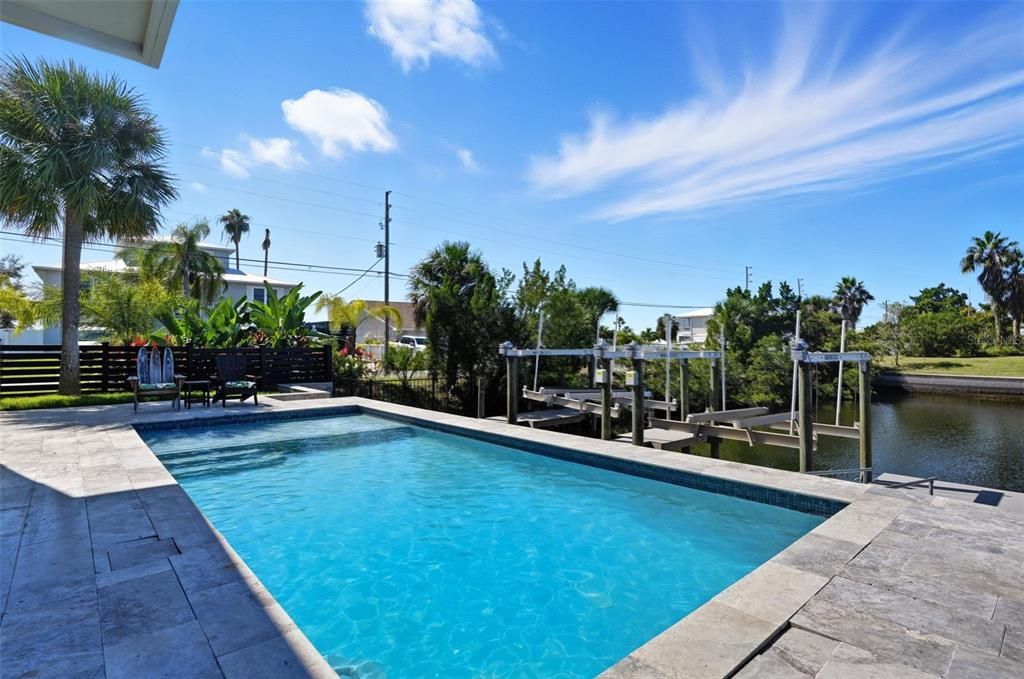 Exterior, Pool, Water