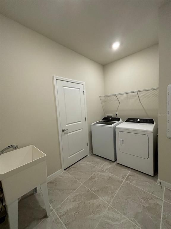Interior, Recessed Lighting, Washer