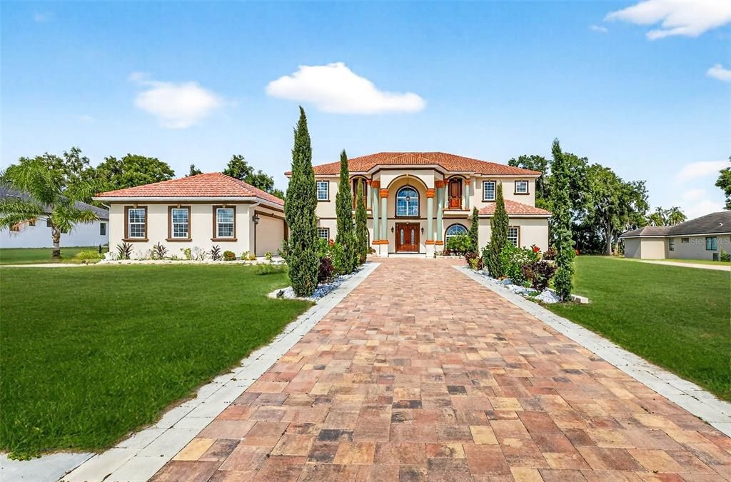 Backyard, Exterior, Facade, Mediterranean