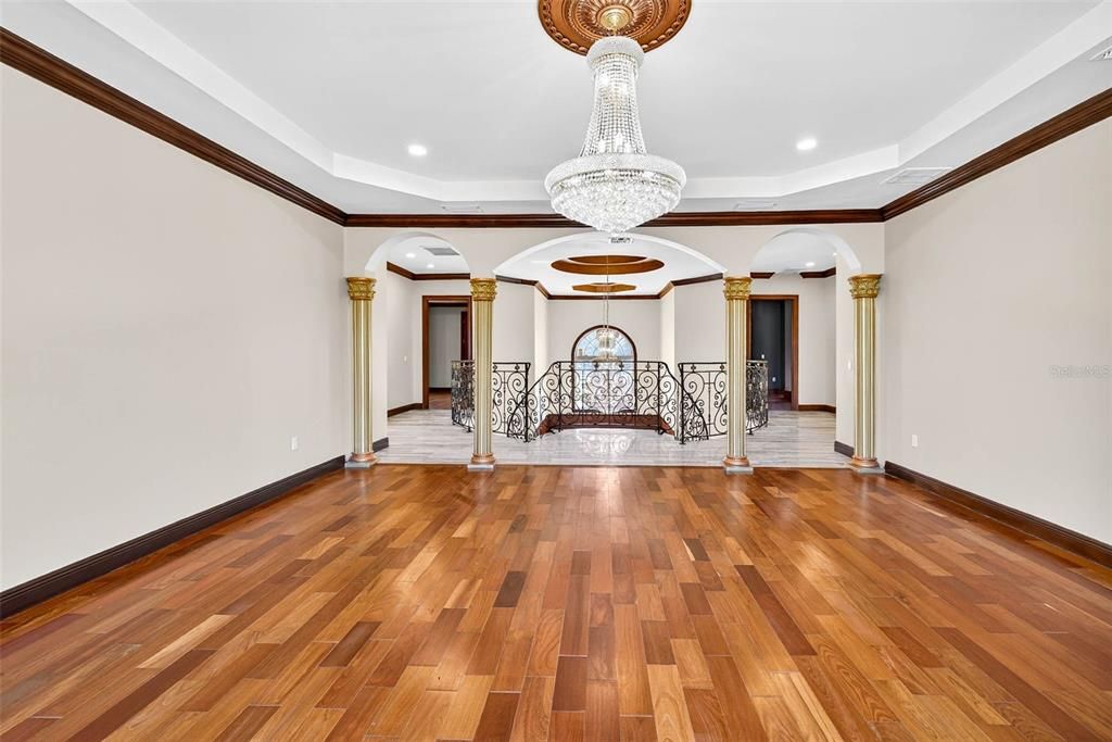Chandelier, Interior, Recessed Lighting, Wood Texture Flooring