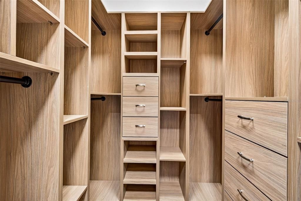 Interior, Walk-in Closets