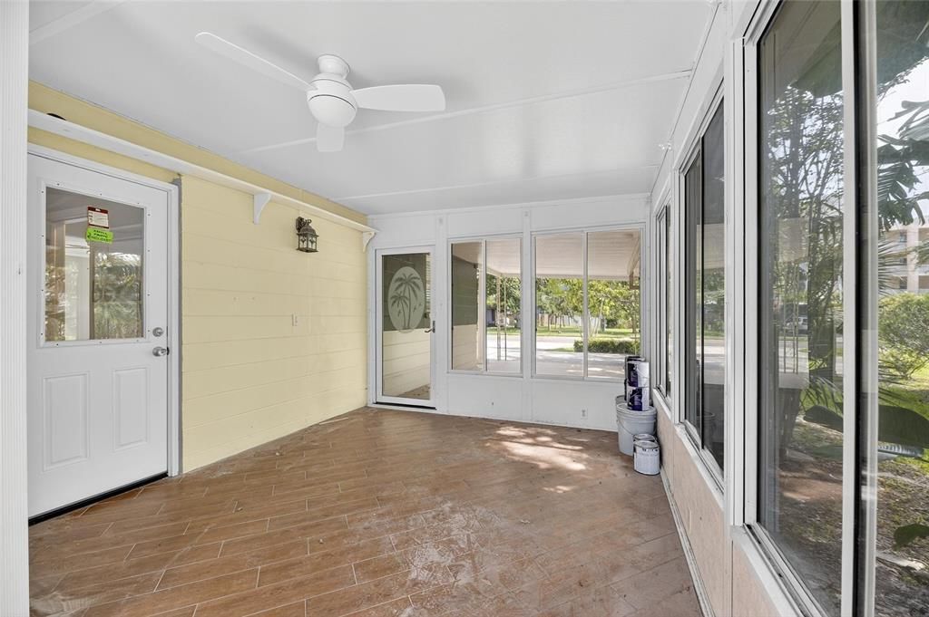 Interior, Sun Room, Wood Texture Flooring