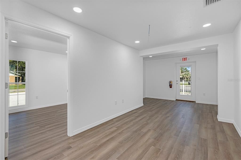 Empty room, Interior, Recessed Lighting, Wood Texture Flooring
