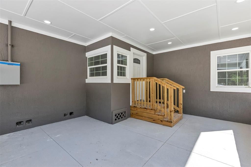 Interior, Recessed Lighting