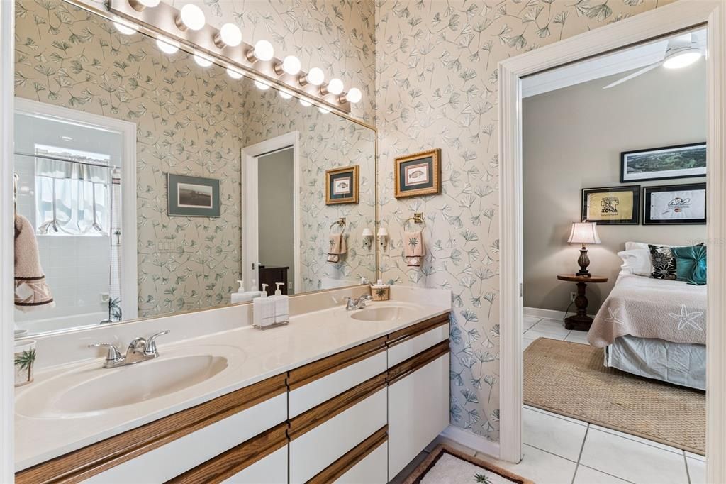 Bathroom, Bedroom, Dual Sink Vanities, Interior