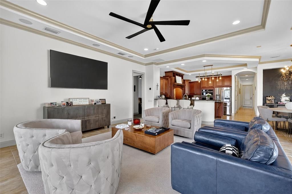 Chandelier, Dining room, Interior, Kitchen, Living room, Pendant Lights, Recessed Lighting, Stainless Steel Appliances