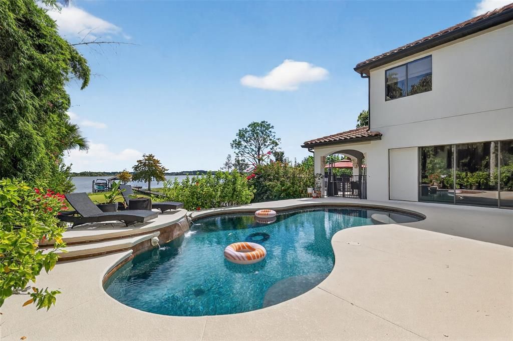 Exterior, Pool, Water