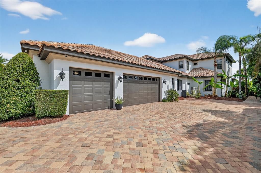 Attached, Exterior, Facade, Mediterranean