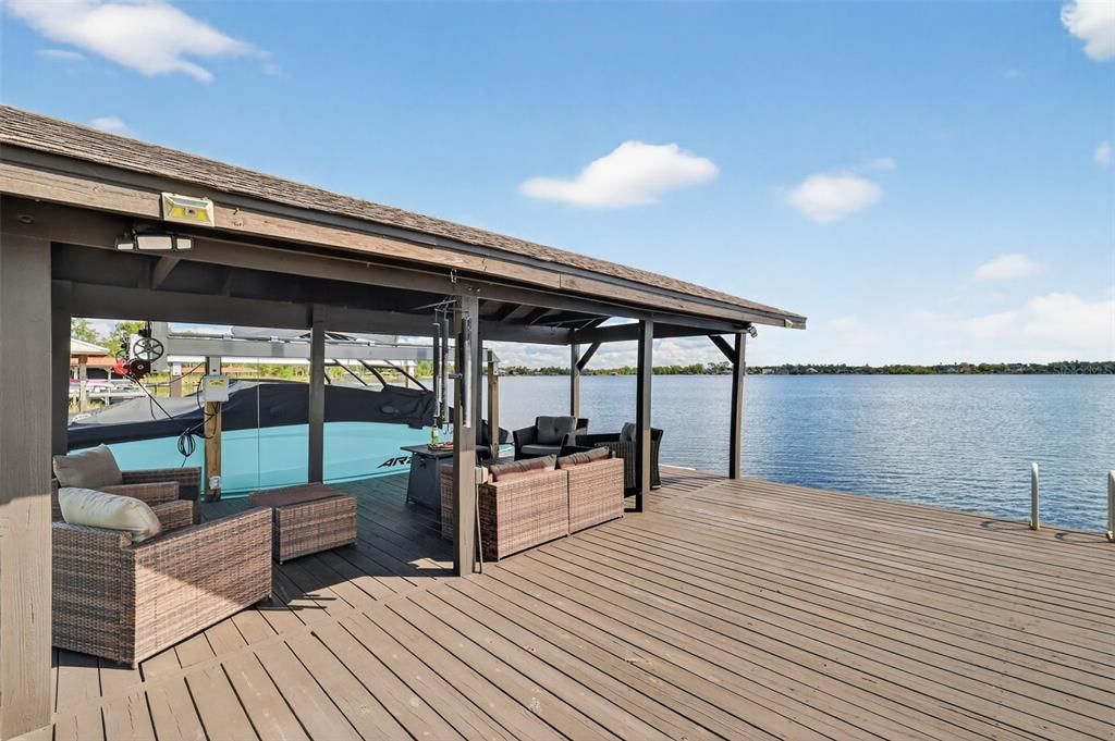 Exterior, Pool, Water