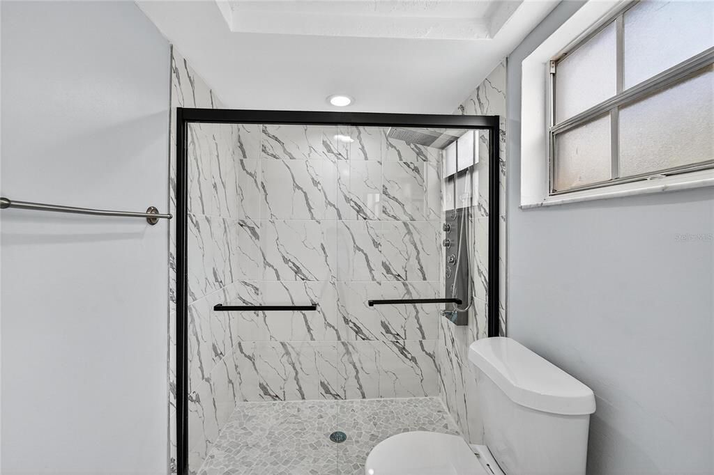 Bathroom, Interior, Marble Walls, Recessed Lighting