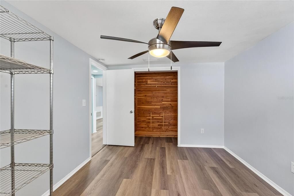 Empty room, Interior, Wood Texture Flooring, Wooden Walls