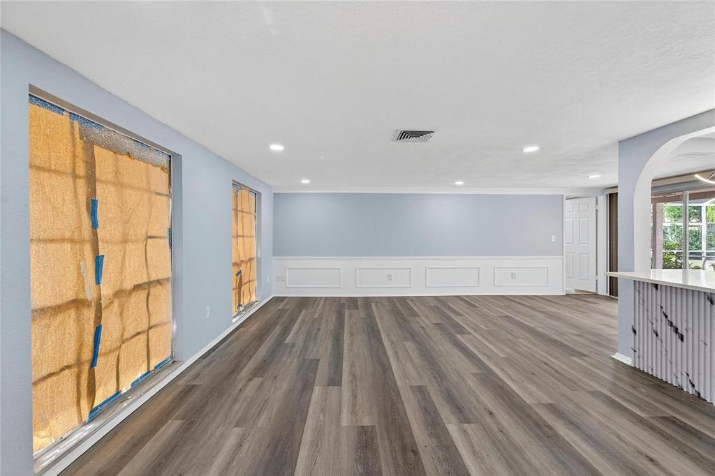 Empty room, Interior, Recessed Lighting, Wood Texture Flooring