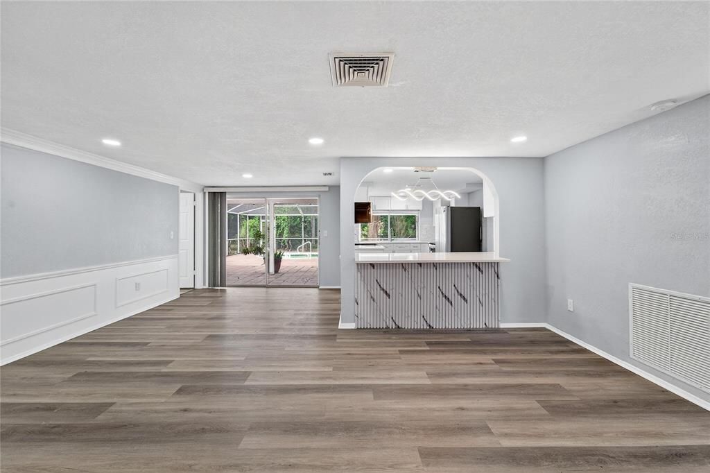 Interior, Recessed Lighting, Wood Texture Flooring