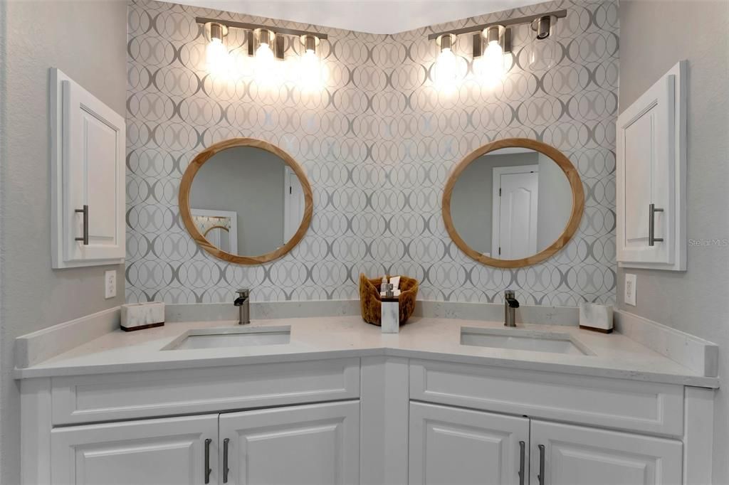 Bathroom, Dual Sink Vanities, Interior