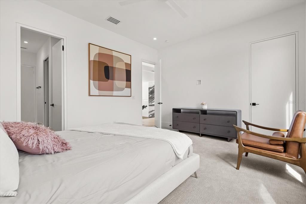 Bedroom, Interior, Recessed Lighting