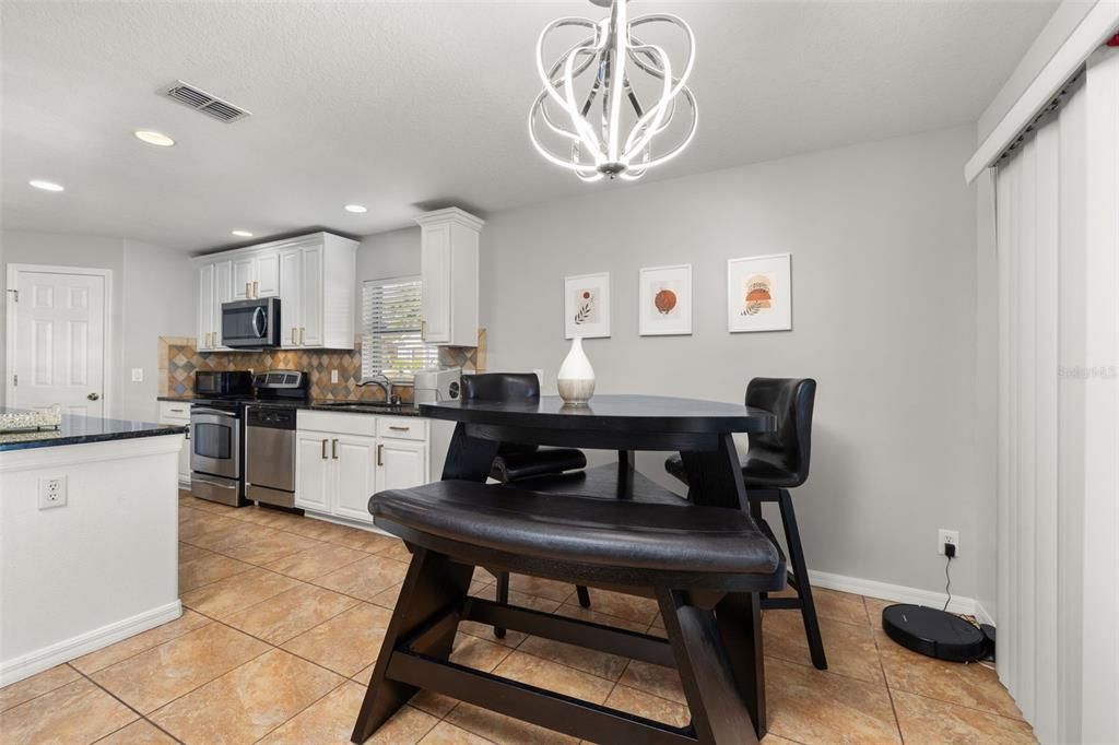 Dining room, Interior, Kitchen, Recessed Lighting