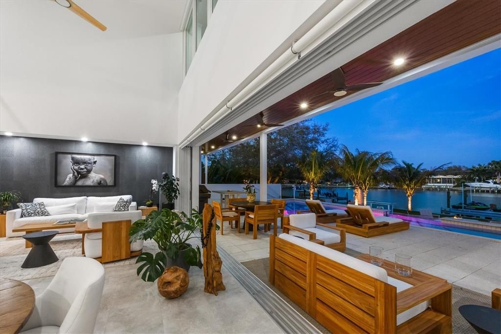 Dining room, Interior, Living room, Recessed Lighting, Water