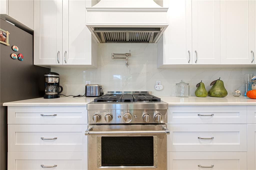Interior, Kitchen, Stainless Steel Appliances