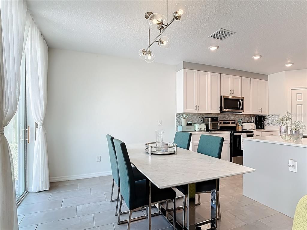 Dining room, Interior, Kitchen, Pendant Lights, Recessed Lighting