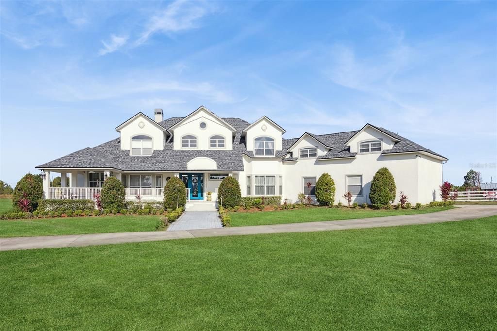 Backyard, Exterior, Facade, French Provincial