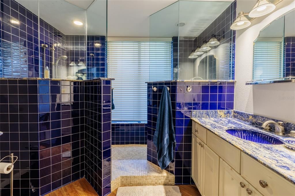 Bathroom, Interior, Recessed Lighting, Wood Texture Flooring