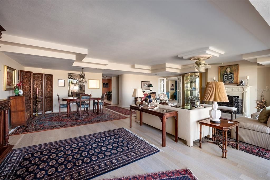 Chandelier, Dining room, Fireplace, Interior, Wood Texture Flooring