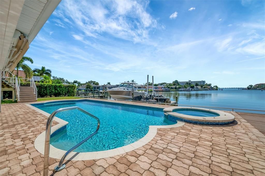 Exterior, Pool, Water