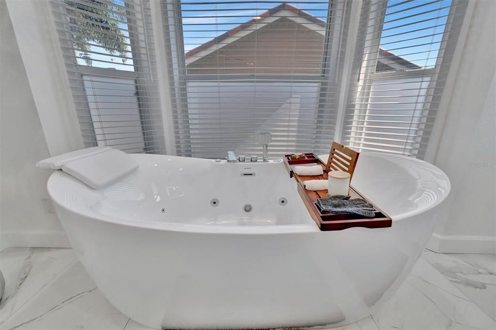 Bathroom, Free Standing Baths, Interior, Marble