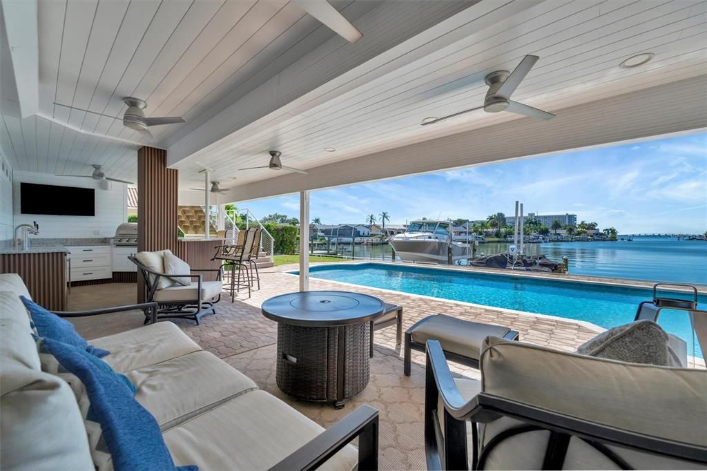 Exterior, Pool, Recessed Lighting, Water