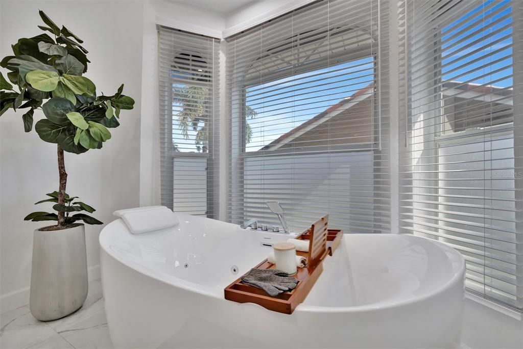 Bathroom, Free Standing Baths, Interior, Marble