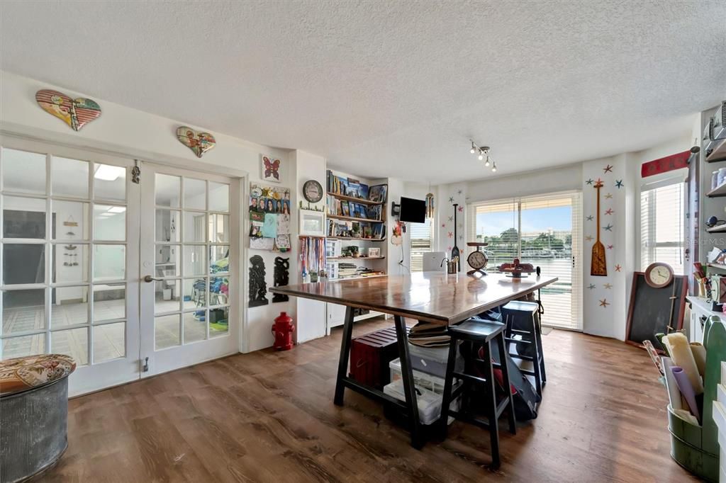 Dining room, Interior, Wood Texture Flooring