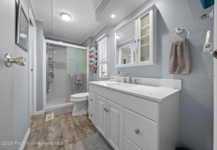 Bathroom, Interior, Recessed Lighting, Wood Texture Flooring