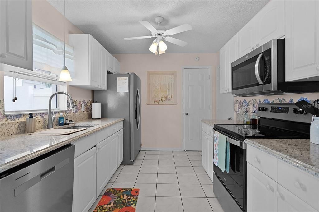 Interior, Kitchen, Pendant Lights
