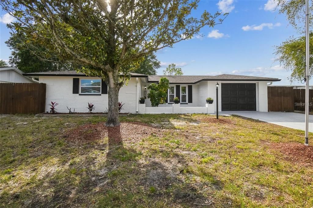 Attached, Backyard, Exterior, Facade, Ranch