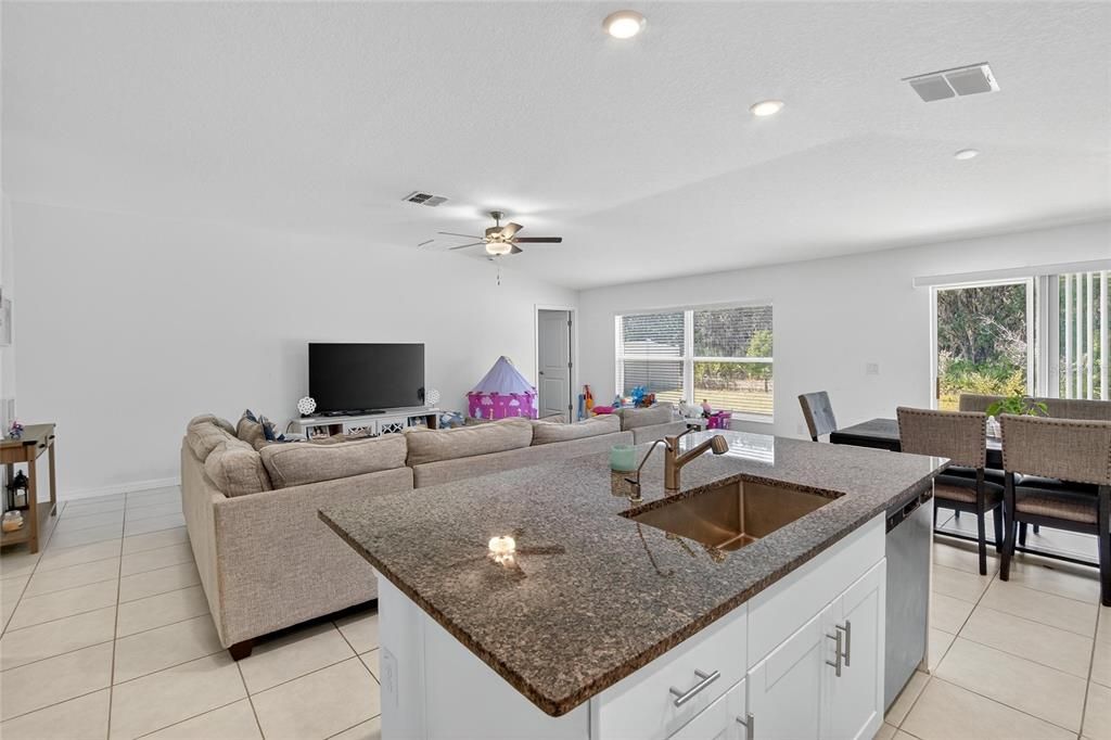 Dining room, Interior, Living room, Recessed Lighting