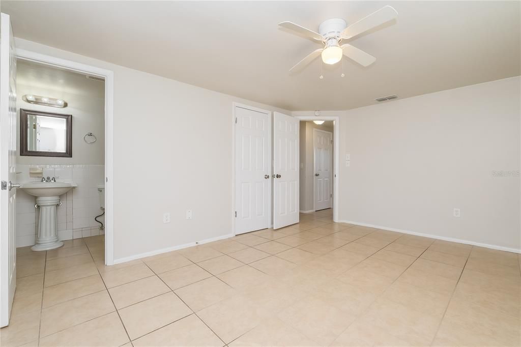 Bathroom, Empty room, Interior