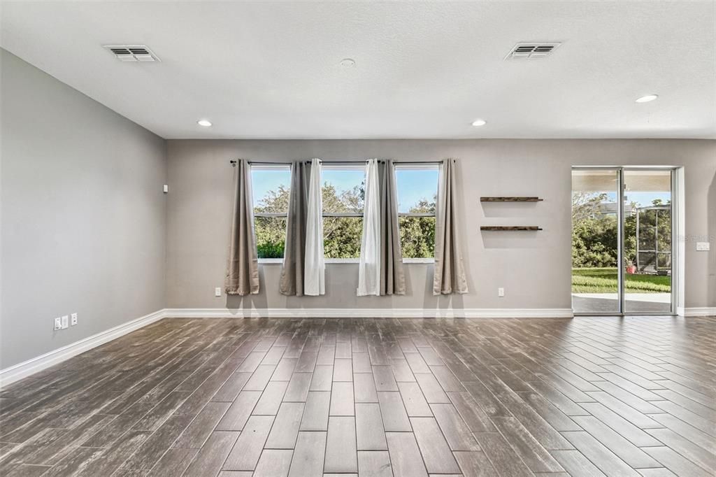 Empty room, Interior, Recessed Lighting, Wood Texture Flooring