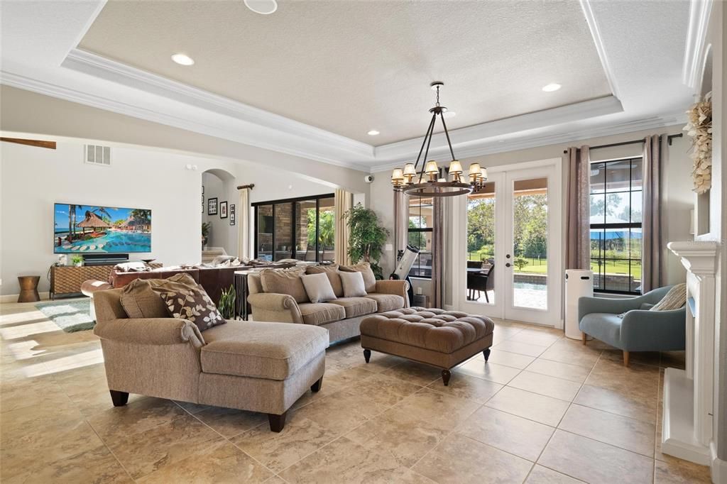 Chandelier, Fireplace, Interior, Living room, Pendant Lights, Recessed Lighting