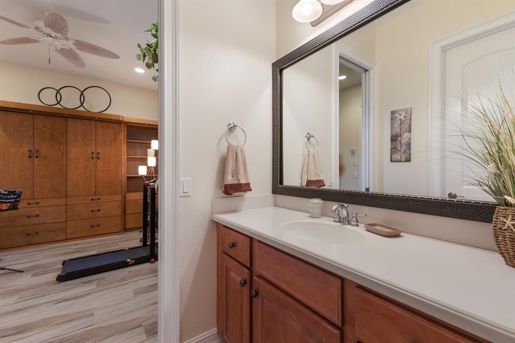 Bathroom, Interior, Recessed Lighting, Wood Texture Flooring