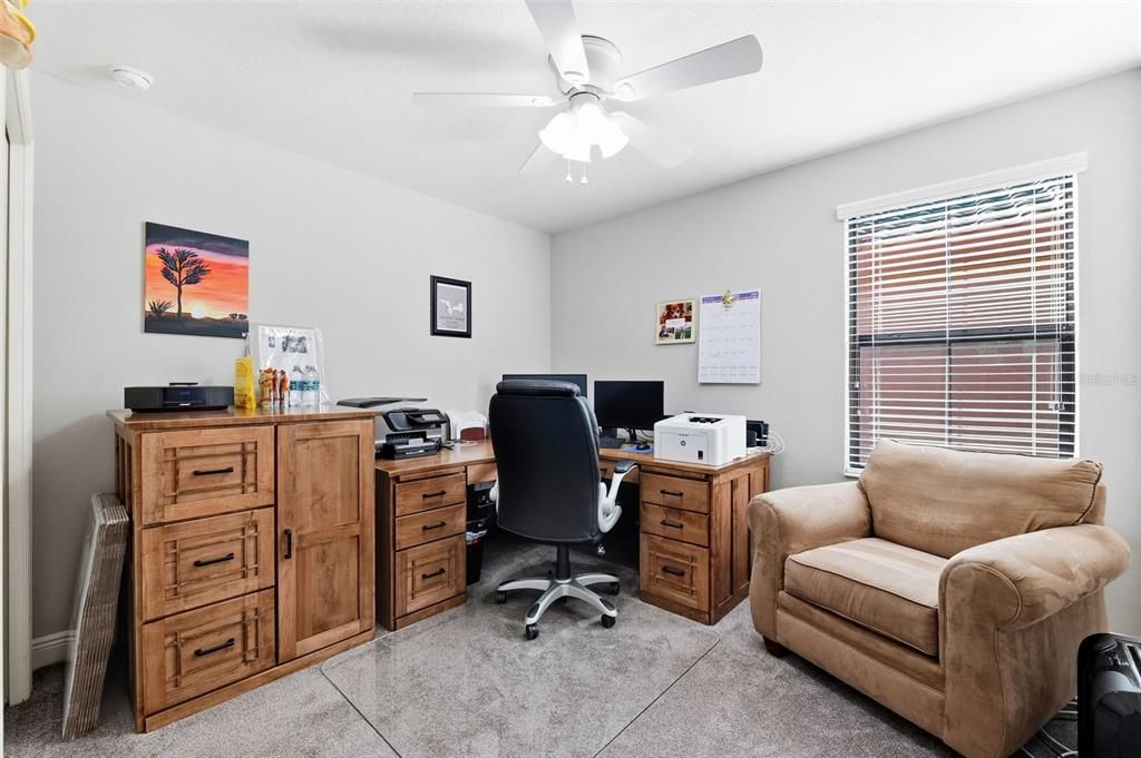 Home Office, Interior