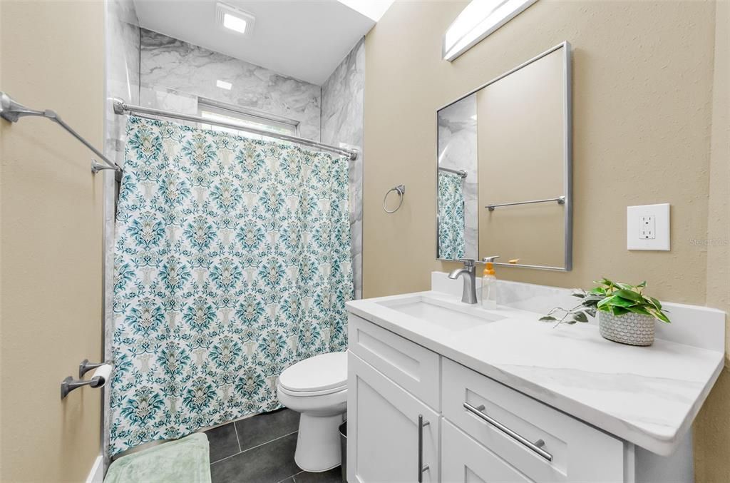 Bathroom, Interior, Marble Walls, Recessed Lighting